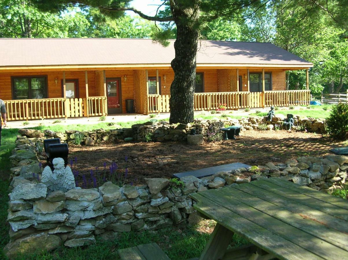 Bent Mountain Lodge Roanoke Extérieur photo